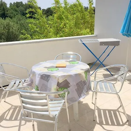 Rujo Apartment Palit