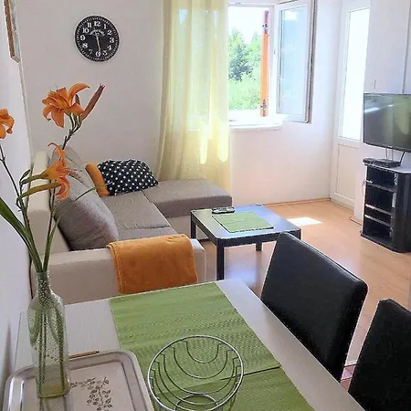 Apartment Rujo Palit